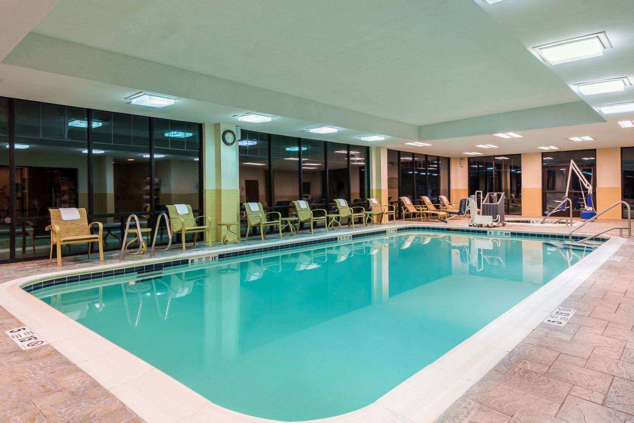 Holiday Inn Express Hotel & Suites Rochester Webster By Ihg Exterior photo
