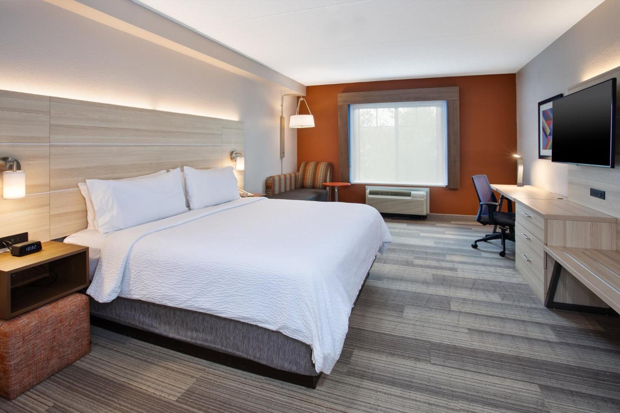 Holiday Inn Express Hotel & Suites Rochester Webster By Ihg Exterior photo