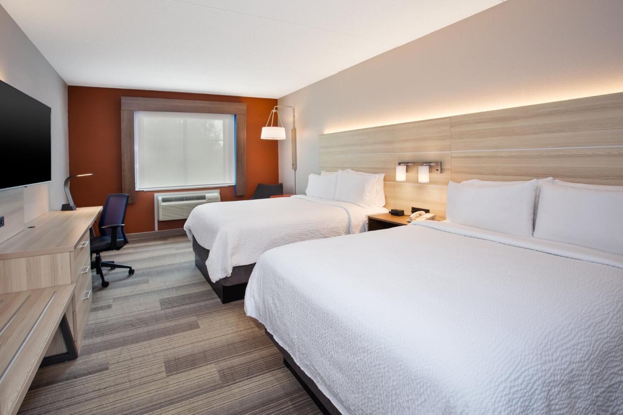 Holiday Inn Express Hotel & Suites Rochester Webster By Ihg Exterior photo
