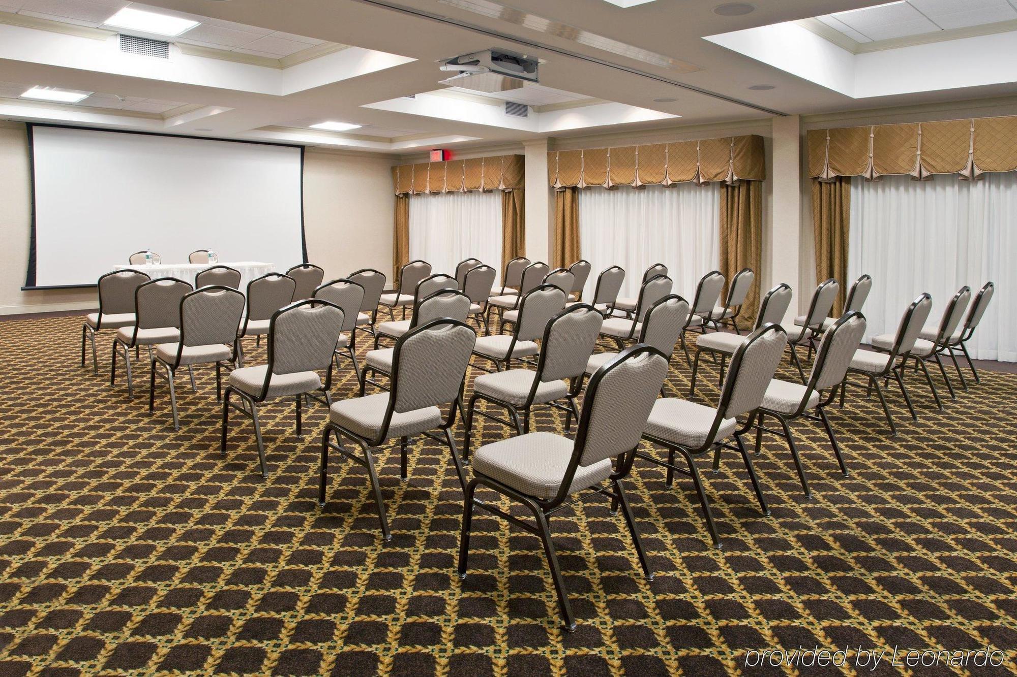 Holiday Inn Express Hotel & Suites Rochester Webster By Ihg Exterior photo