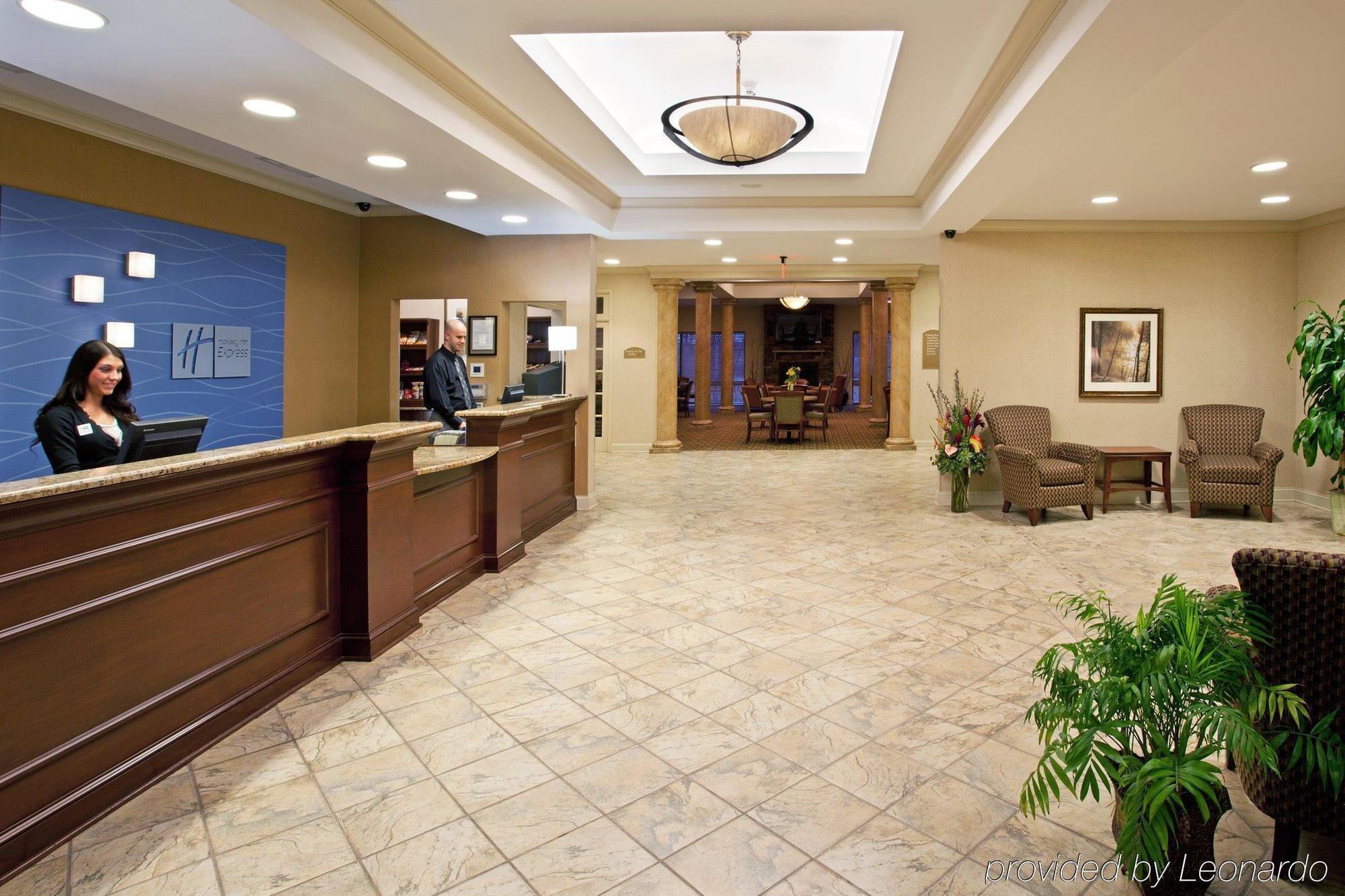 Holiday Inn Express Hotel & Suites Rochester Webster By Ihg Exterior photo